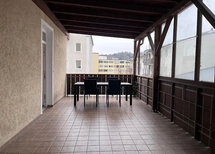 Dein Zuhause In Passau, Modern, Zentral, Parkplatz, Kueche, Terasse